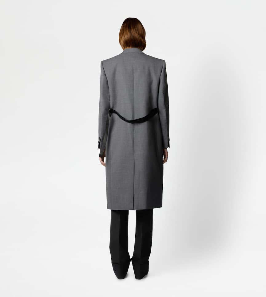 Coat in Wool - On body, rear view