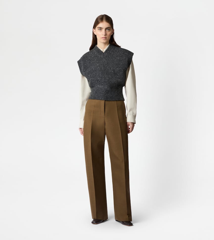 Trousers in Wool - On body, front view