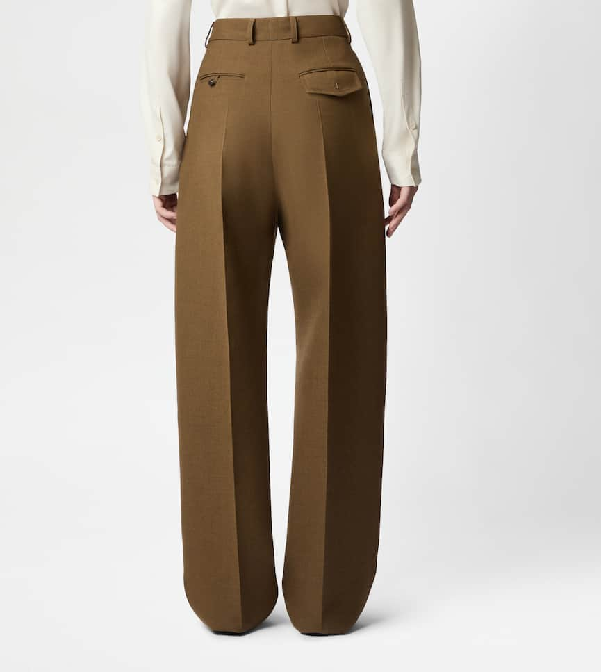 Trousers in Wool - On body