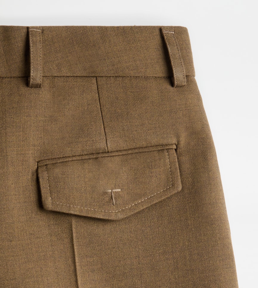 Trousers in Wool - Detailing