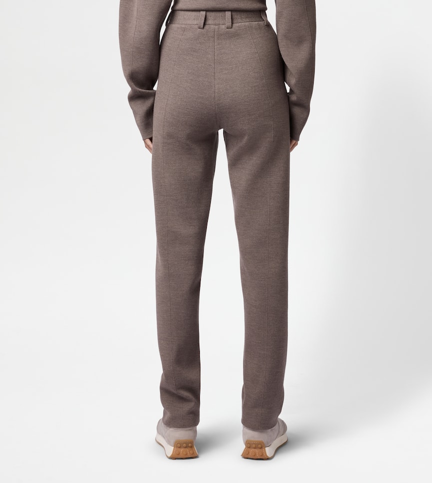 Trousers in Wool - On body