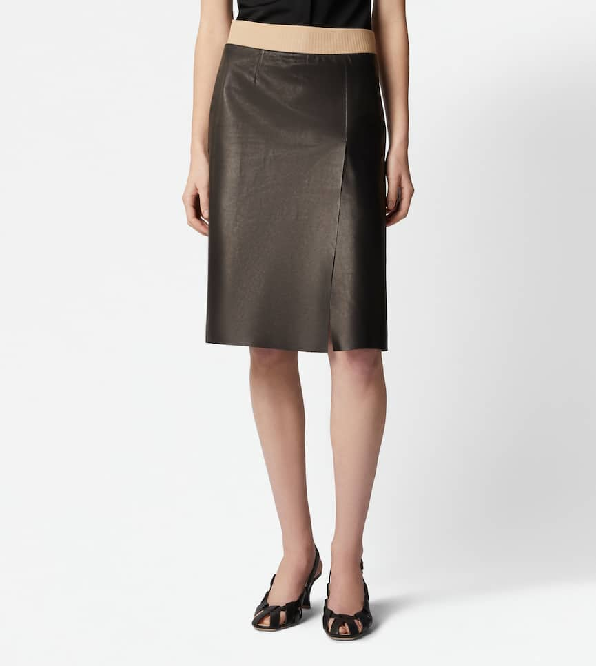 Skirt in Leather - On body