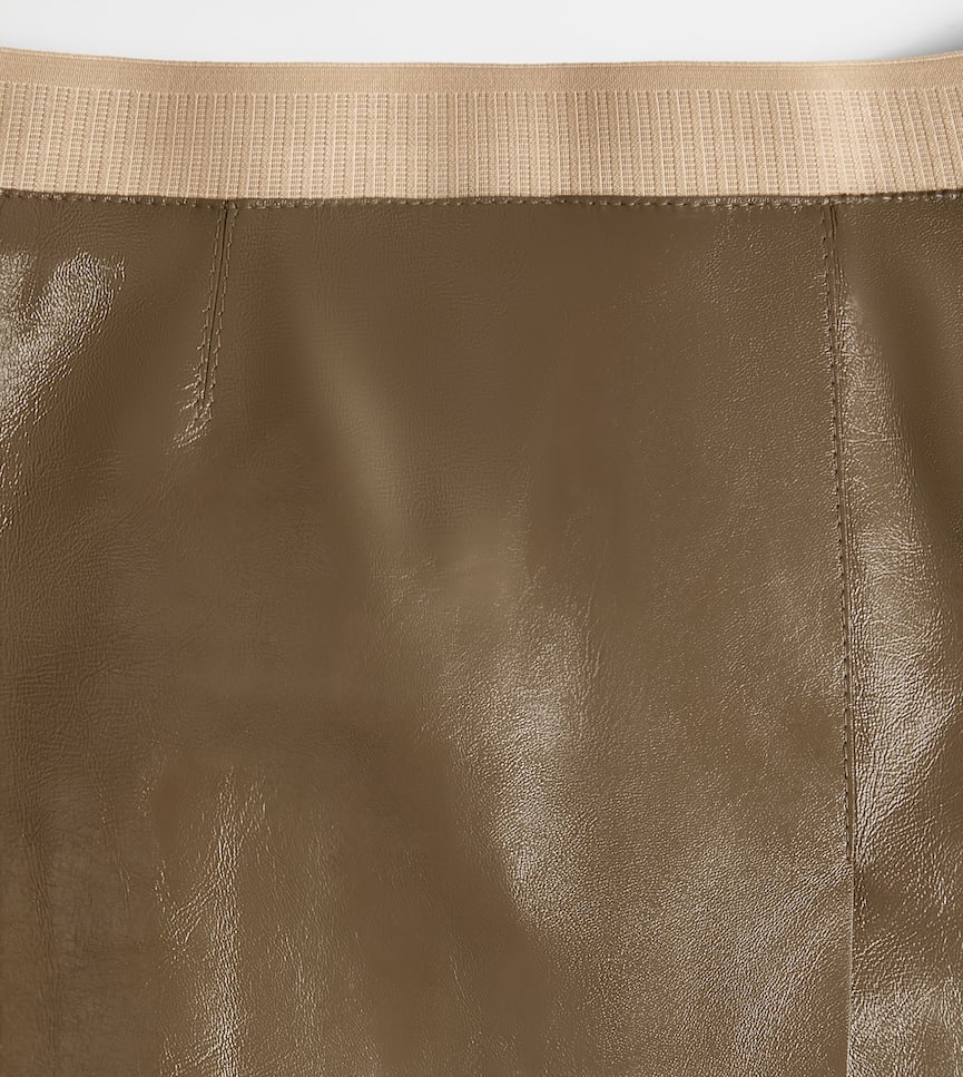 Skirt in Leather - Detailing