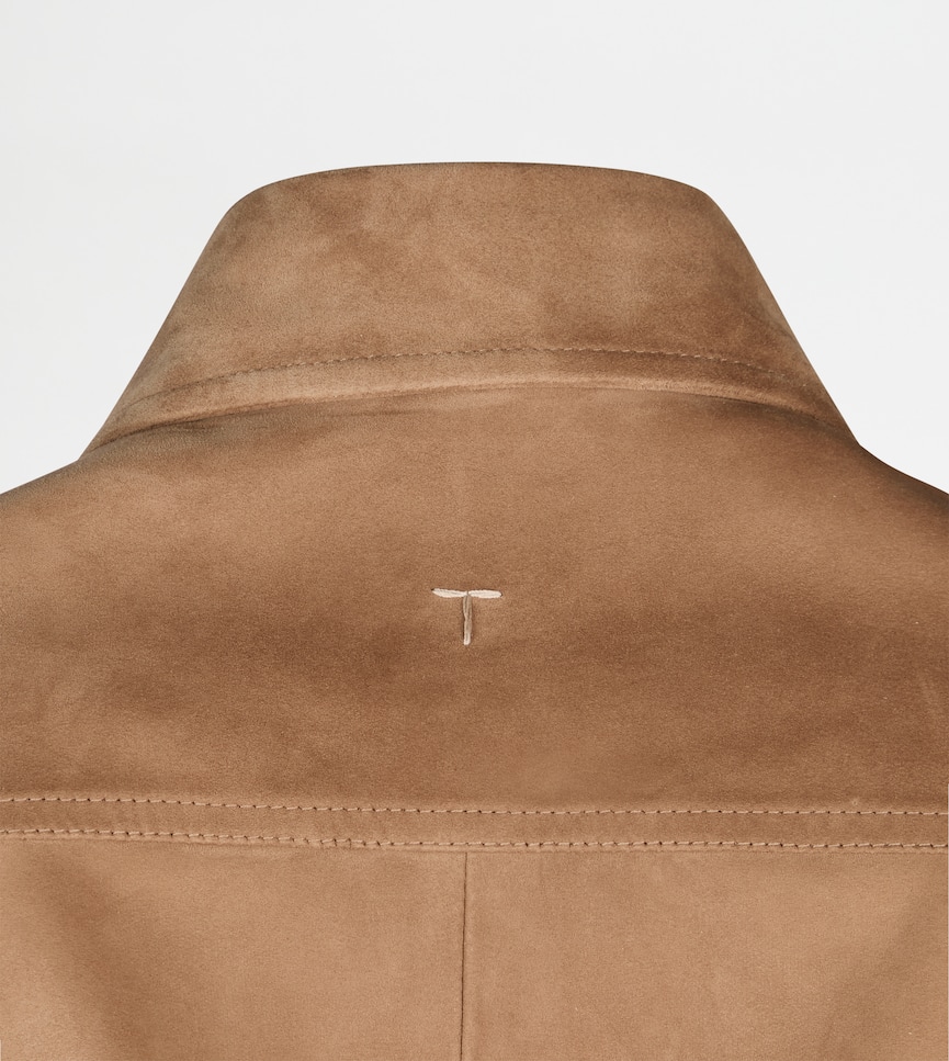 Pashmy Shirt in Suede - Detailing