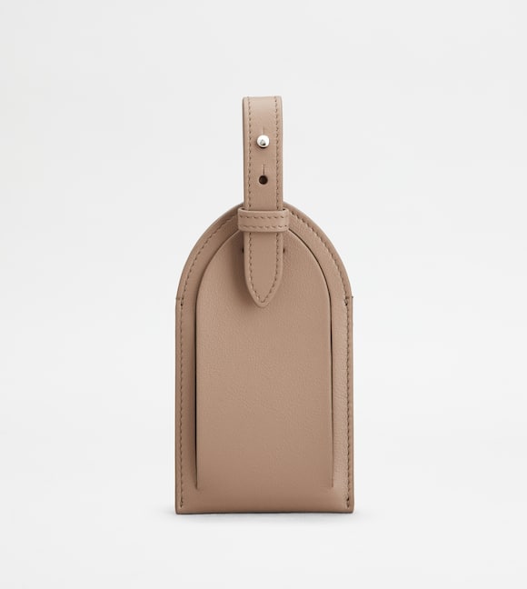 ADA_PRODUCT_ITEM_IMAGE Address Tag in Leather