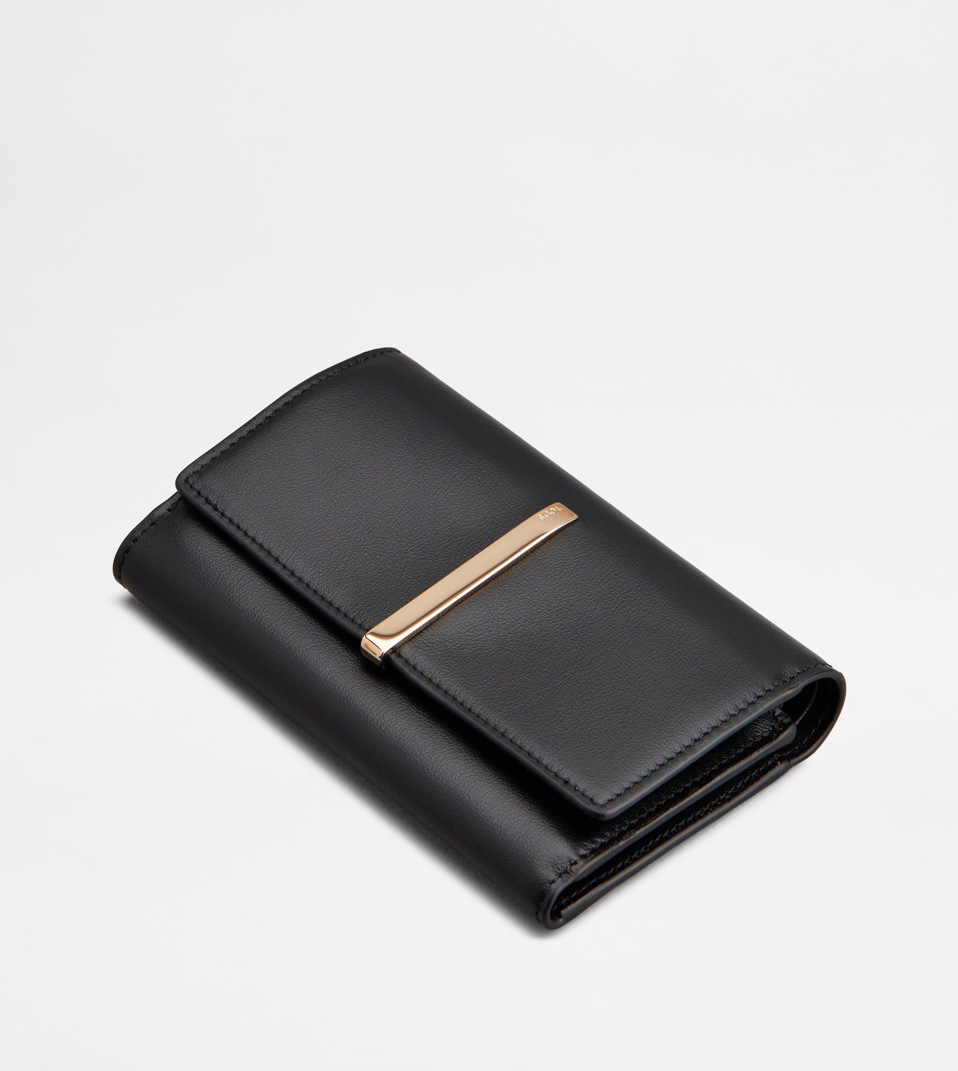 Tod’s deals Leather Wallet/Clutch