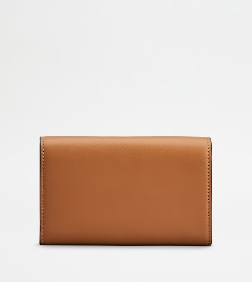 Wallet in Leather - Rear view