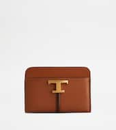 T Timeless Credit Card Holder in Leather-BROWN