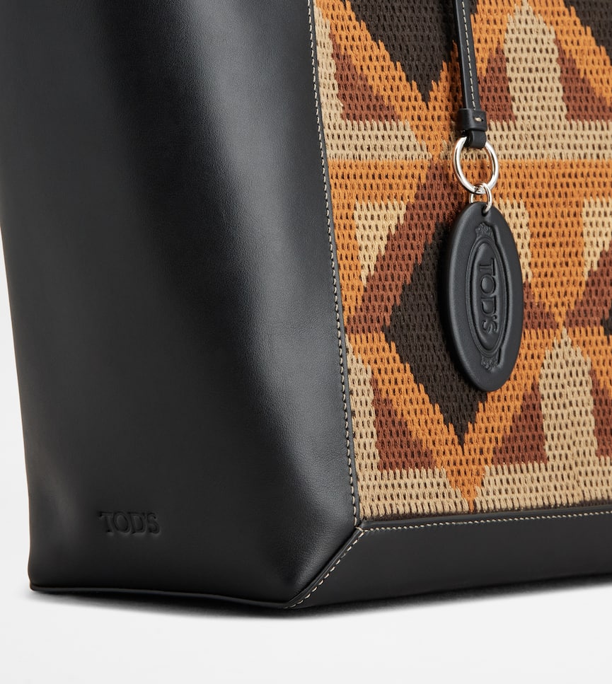 Tod's Double Up Shopping Bag in Leather and Fabric Medium - Detailing