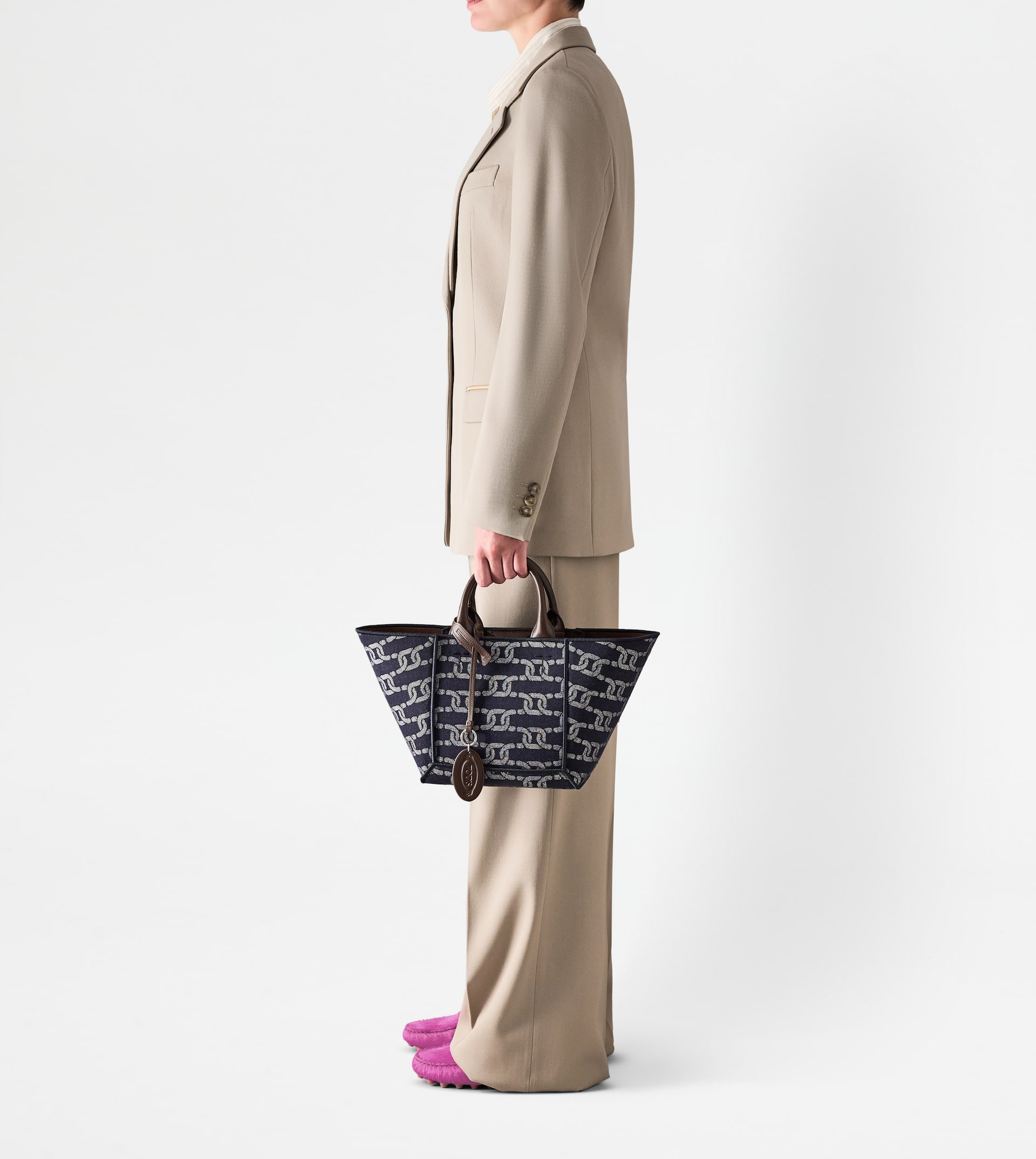 Store Woman Small shopping bag