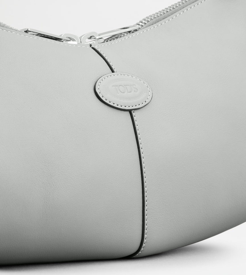 Tod's Di Bag Swing Shoulder Bag in Leather Mini - Detailing