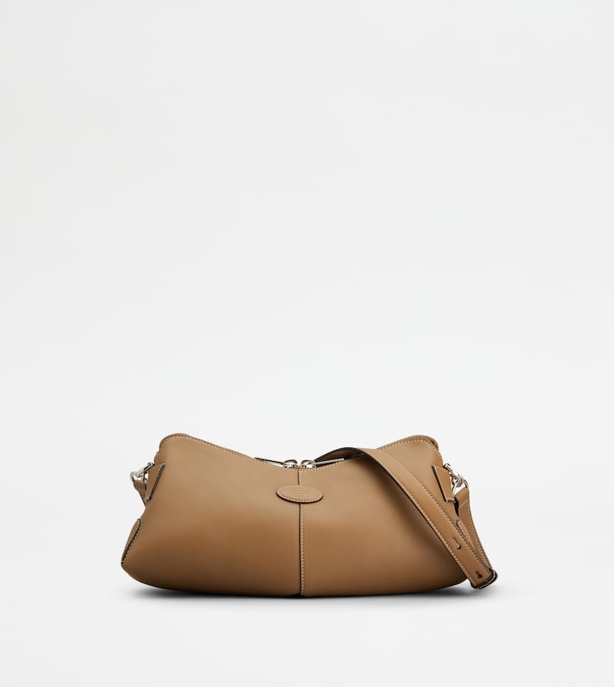 Tod's Di Bag Swing Shoulder Bag in Leather Mini - Front view