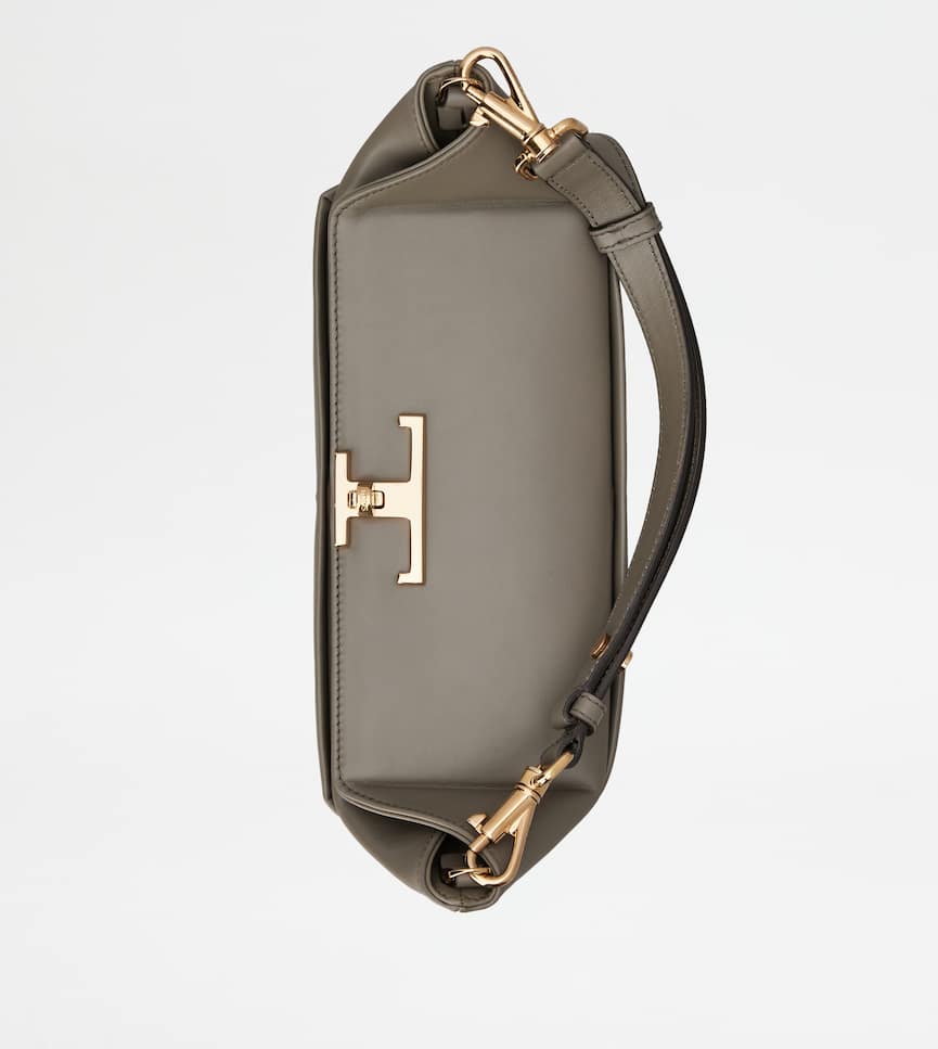 Tod's T-Box Bag in Leather Mini - Detailing