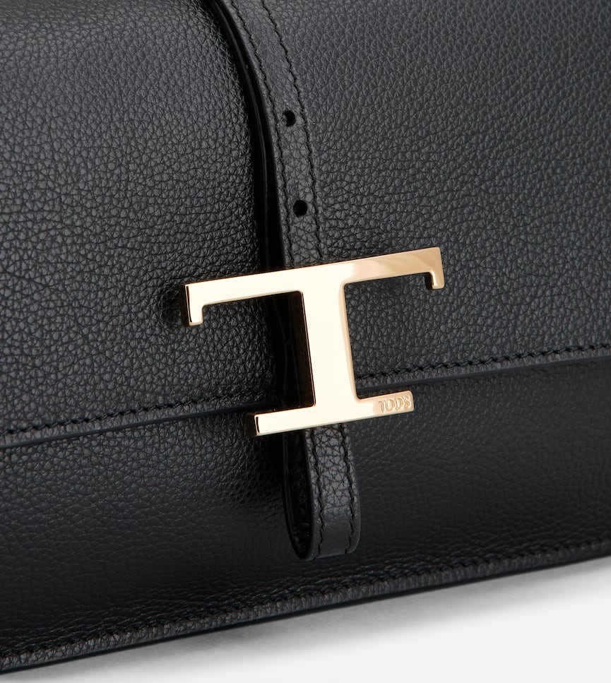 T Timeless Flap Bag in Leather Mini - Detailing