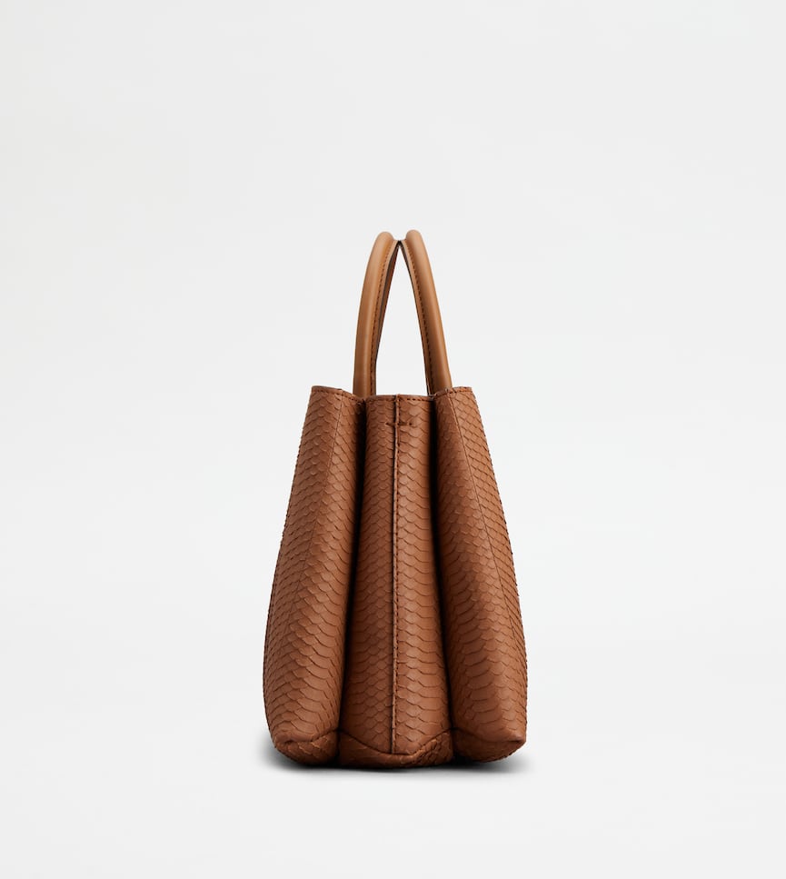 T Timeless Shopping Bag in Reptile Small - Side view