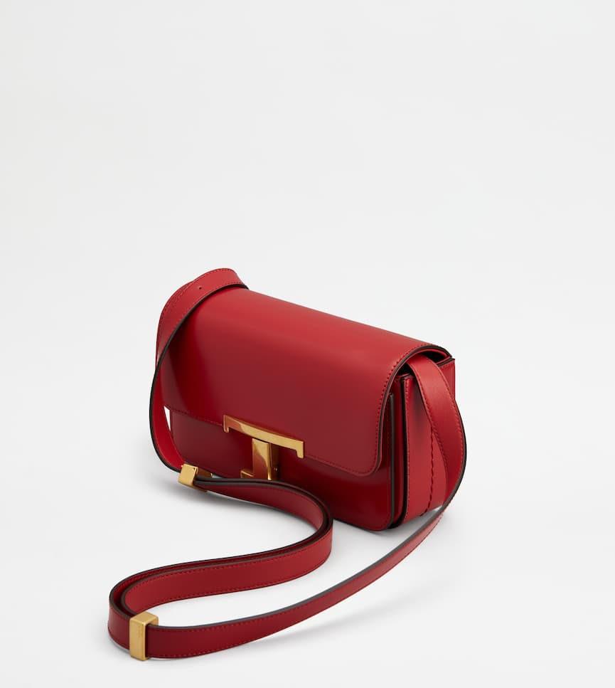 T Timeless Crossbody Bag in Leather CNY Micro - Detailing