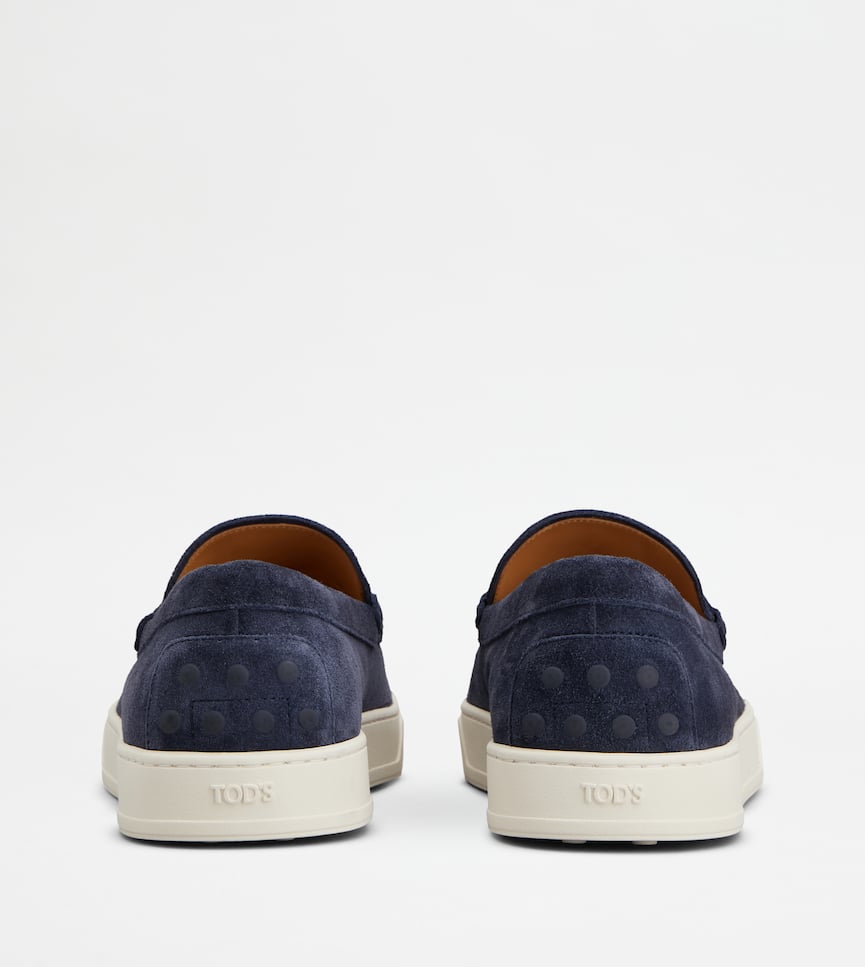 Loafers in Suede - Rear view