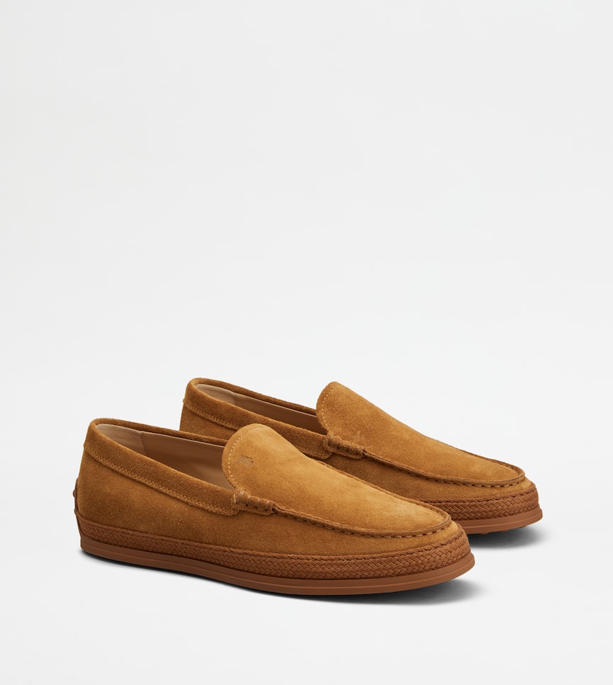 Slip-Ons in Suede - Three-quarter view