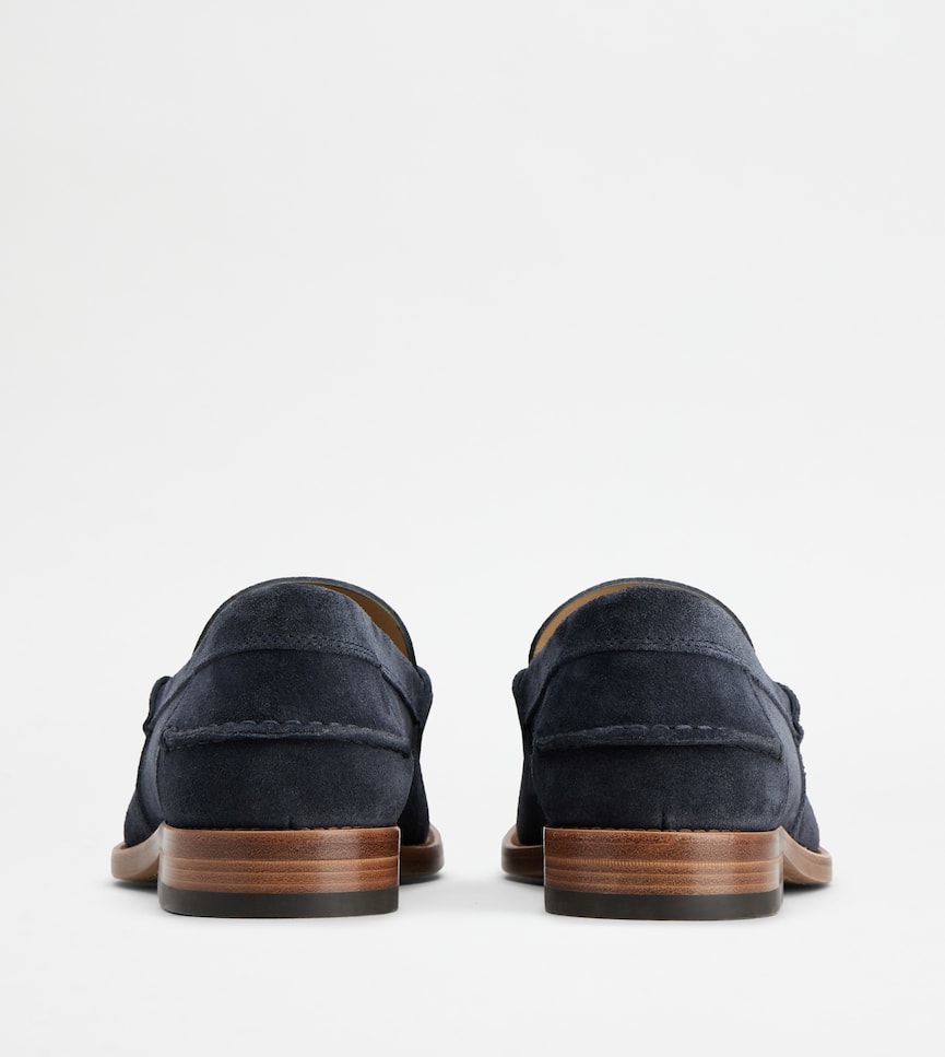 Loafers in Suede - Rear view