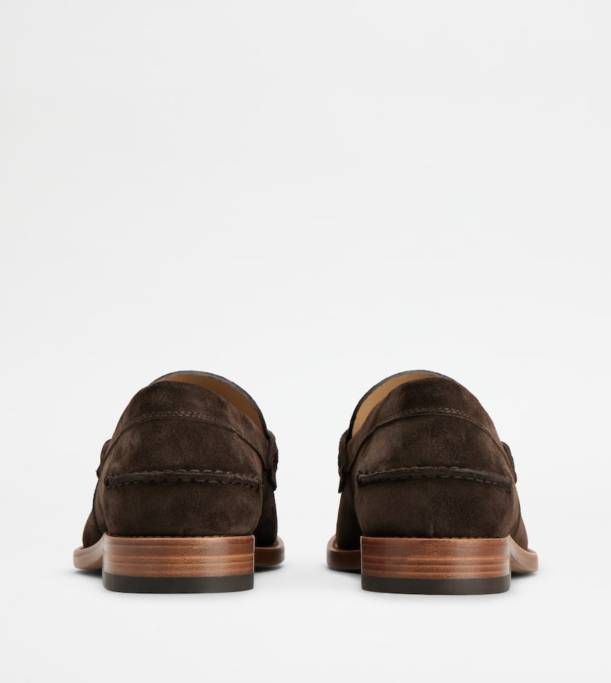 Loafers in Suede - Rear view