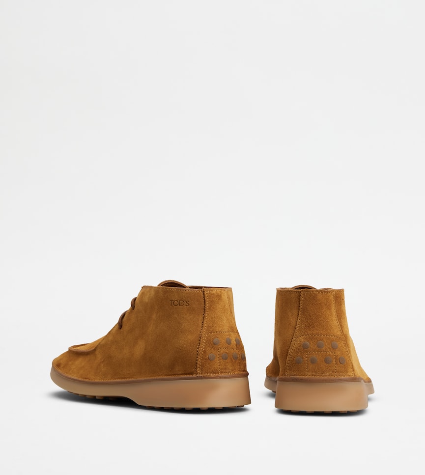 Desert Boots in Suede - Rear view