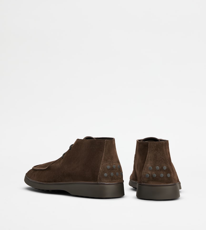 Desert Boots in Suede - Rear view