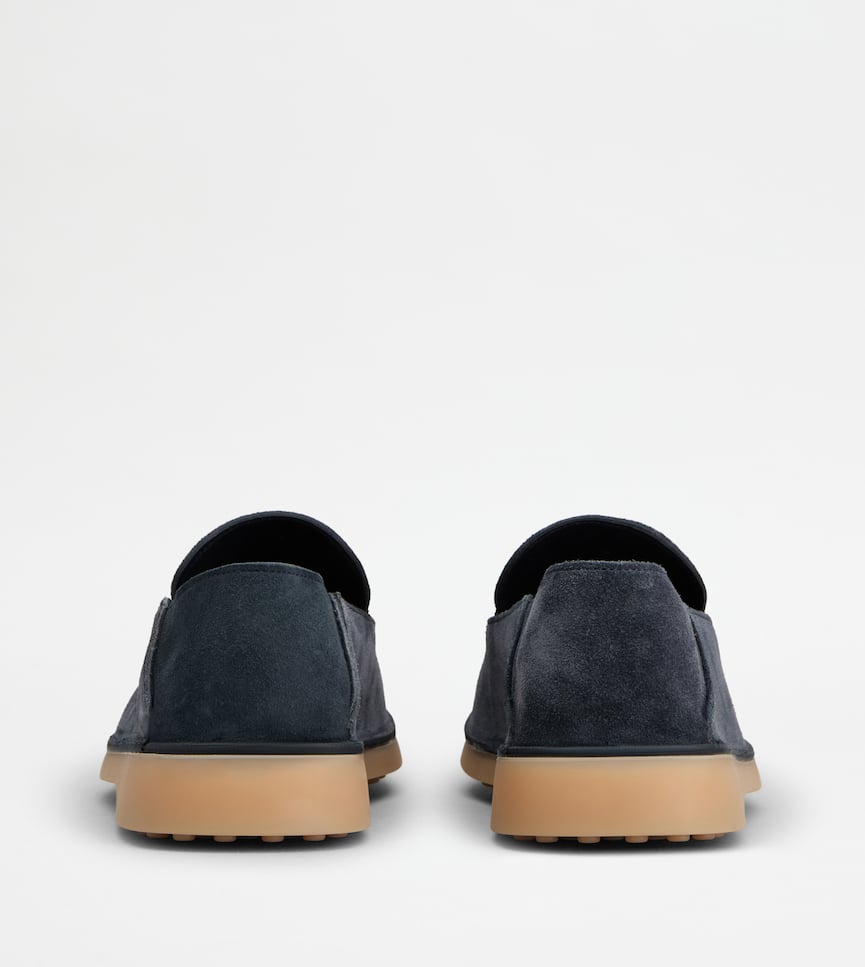 Loafers in Suede - Rear view