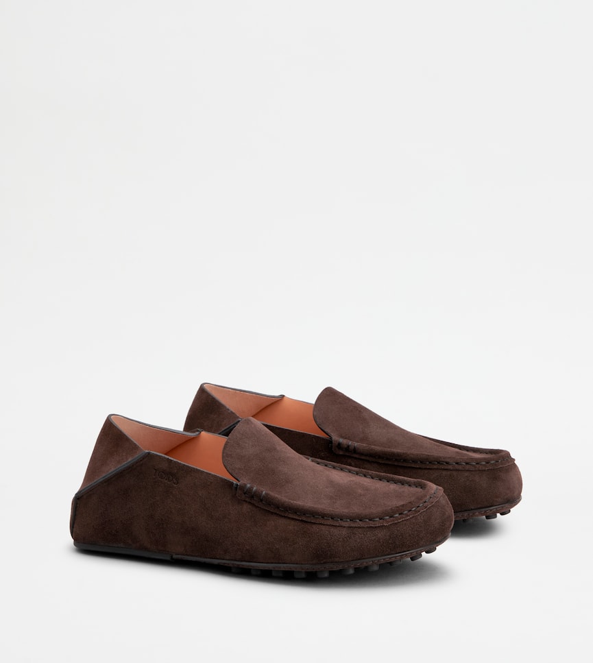 Slipper Loafers in Suede - Three-quarter view