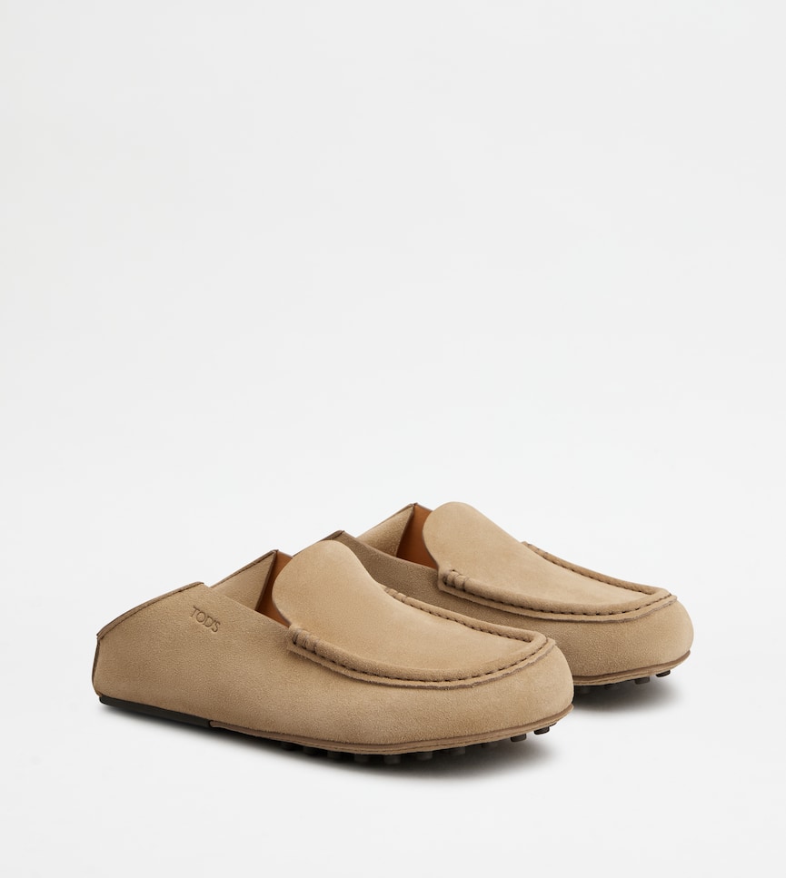 Slipper Loafers in Suede - Three-quarter view