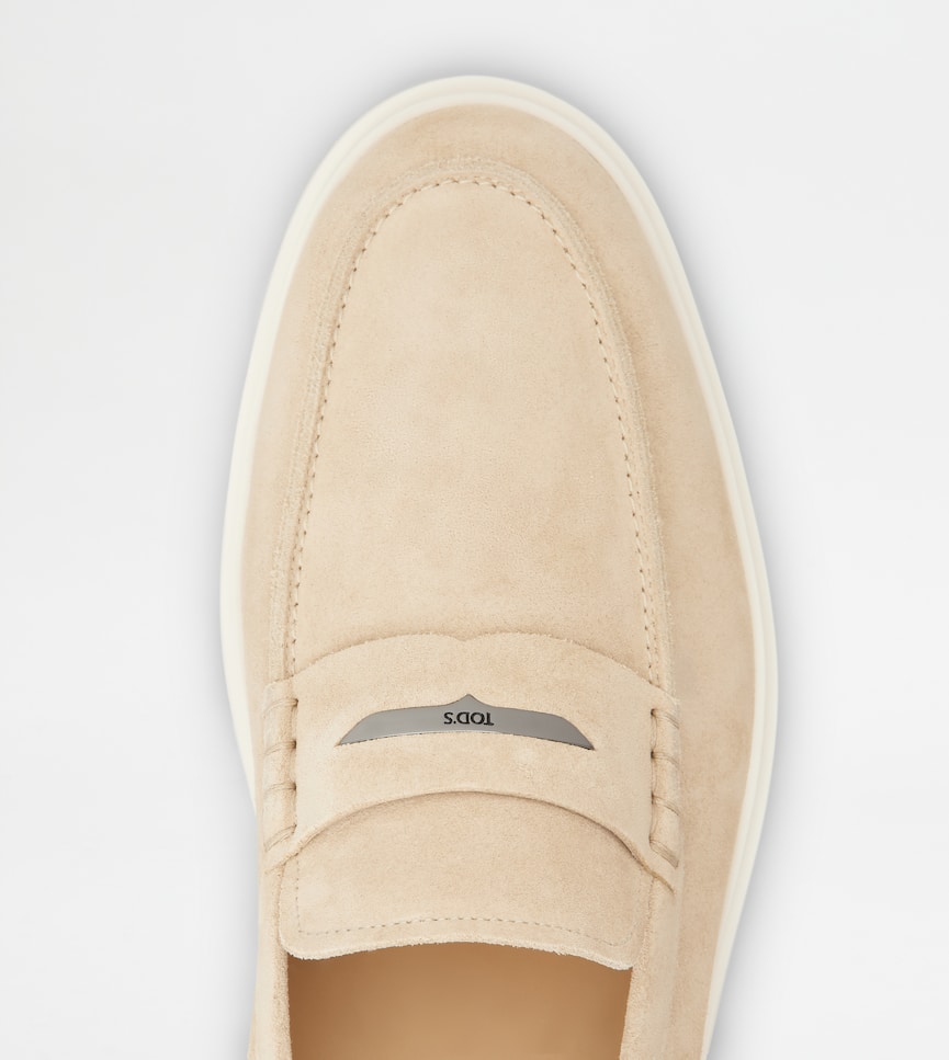 Loafers in Suede - Detailing