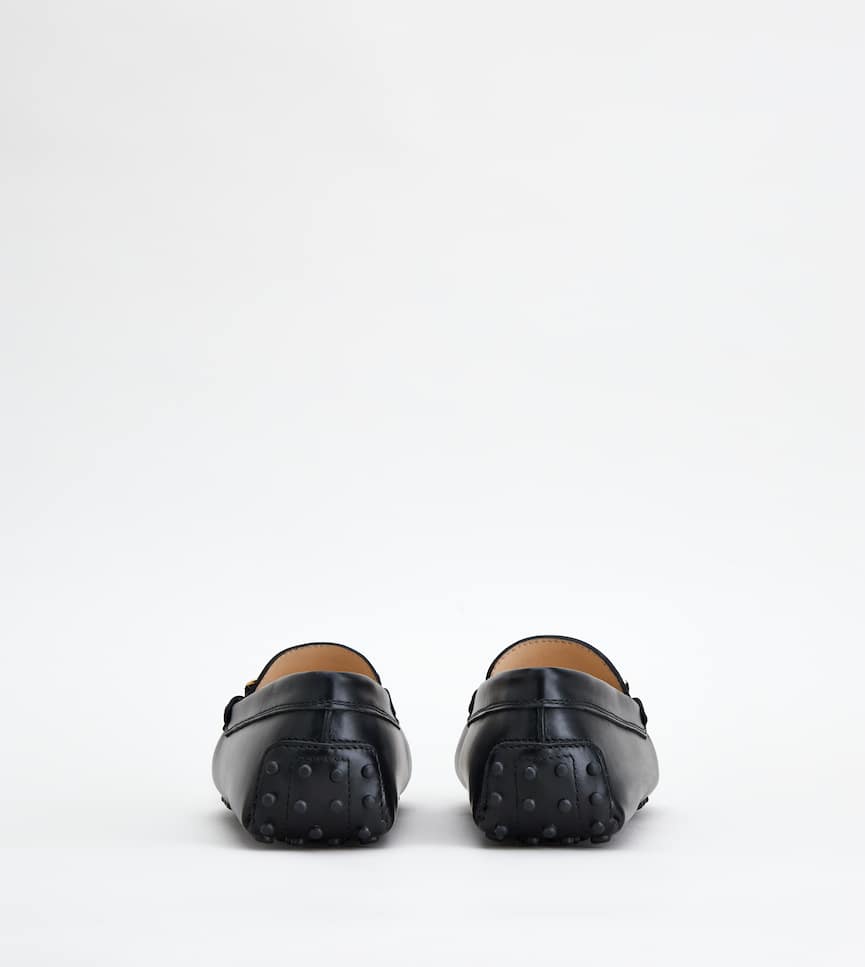 Gommino Driving Shoes in Leather - Rear view