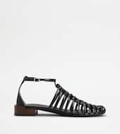 Sandals in Leather-BLACK