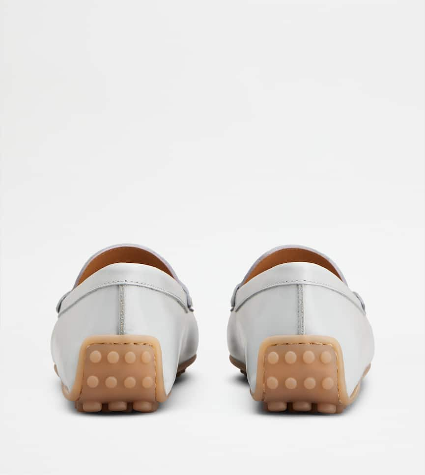 City Gommino Driving Shoes in Leather - Rear view