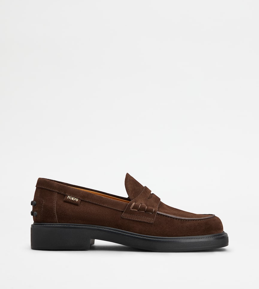 Loafers in Suede - Side view