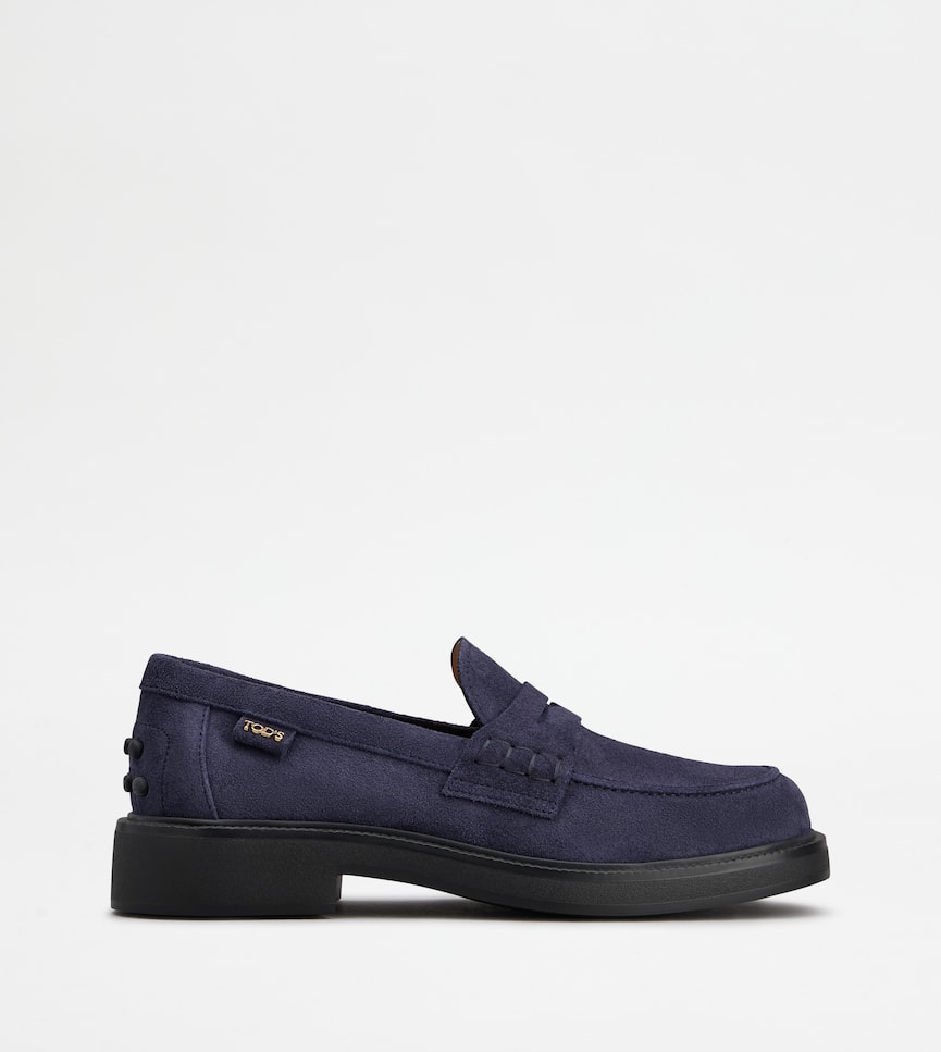 Loafers in Suede - Side view