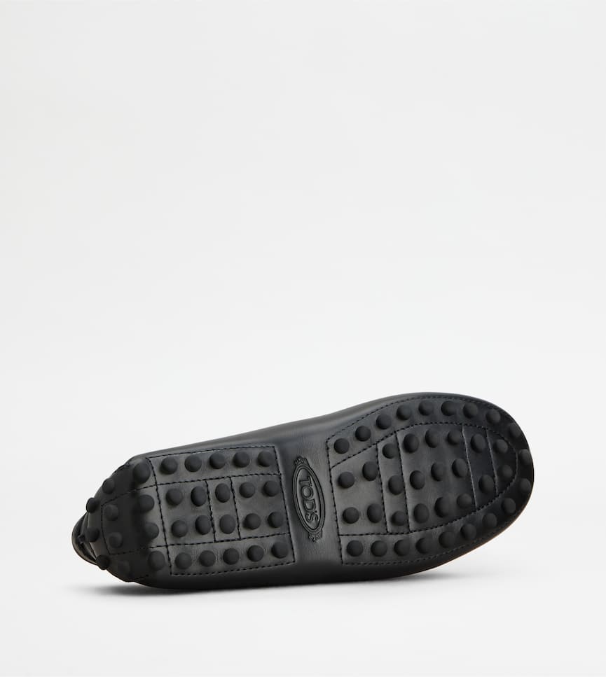 Gommino Driving Shoes in Leather - Bottom view