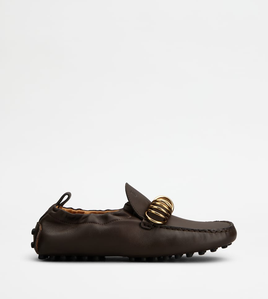 Gommino Driving Shoes in Leather - Side view