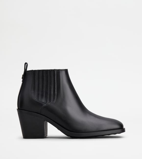 ADA_PRODUCT_ITEM_IMAGE Ankle Boots in Leather