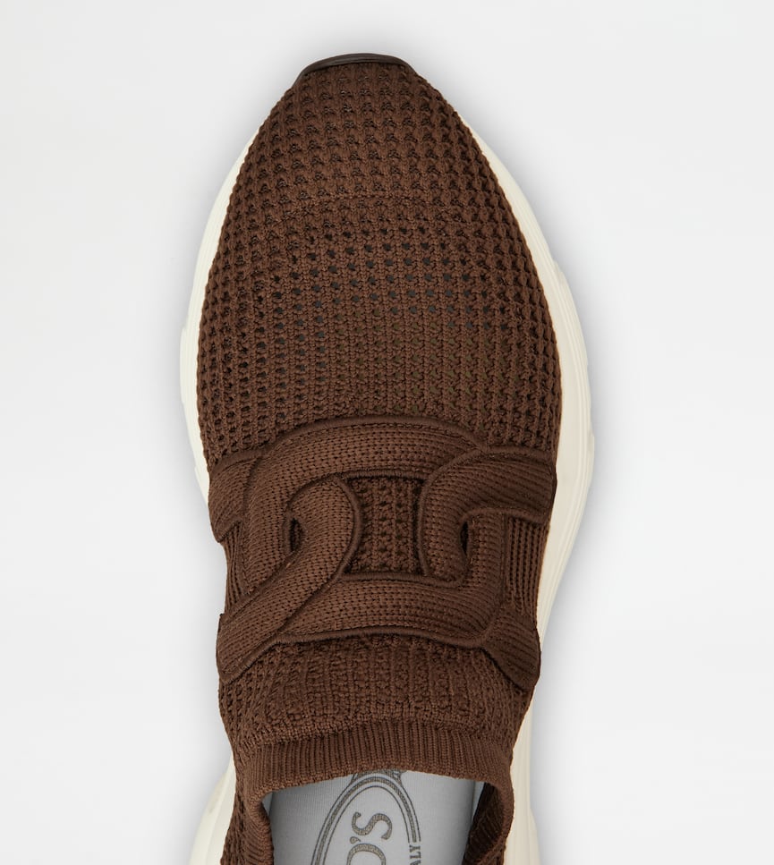 Kate Slip-on Sneakers in Fabric - Detailing