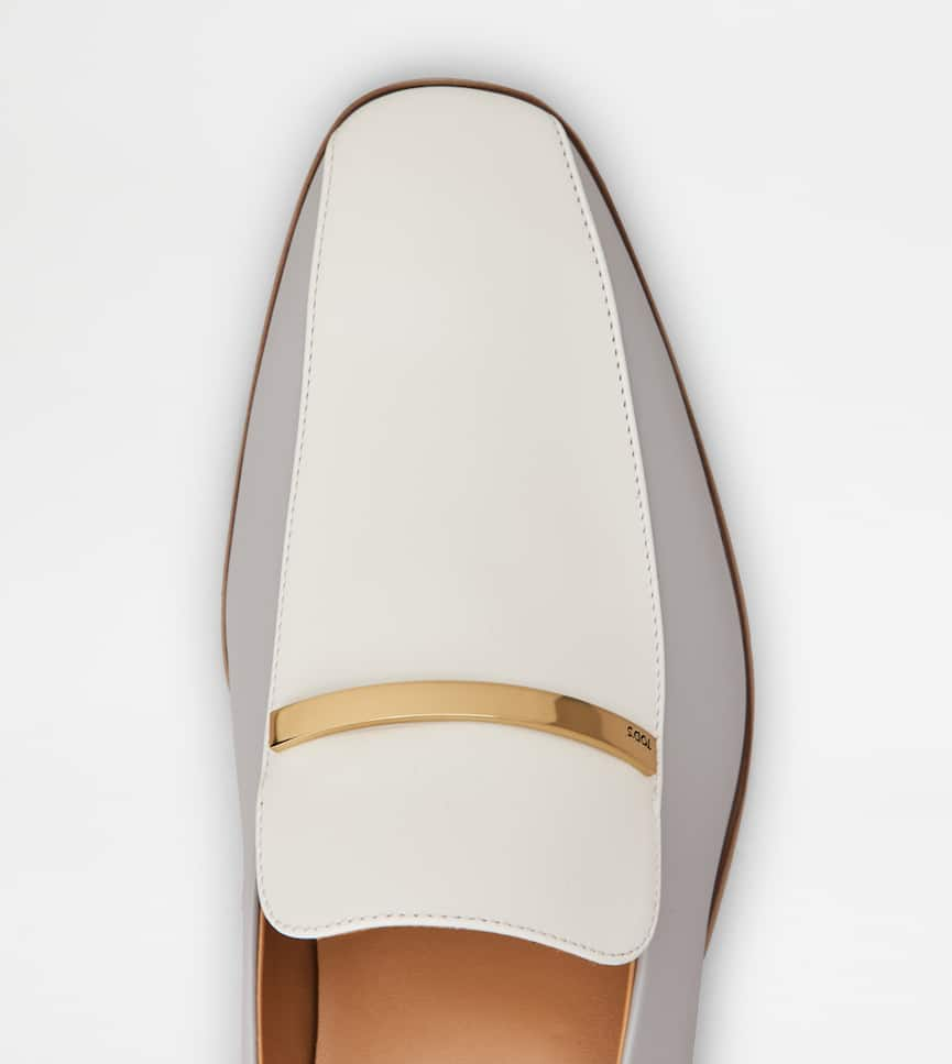 Loafers in Leather - Detailing