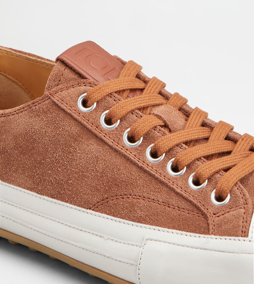 Sneakers in Suede - Alternativa dettaglio