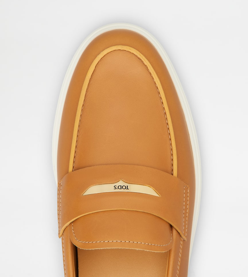 Loafers in Leather - Detailing