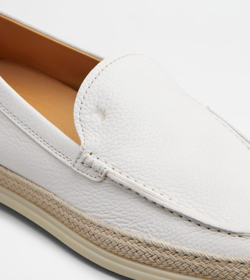 Slipper Loafers in Leather - Alternativa dettaglio