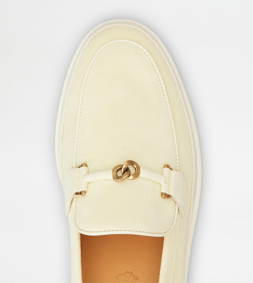 Loafers in Suede - Detailing