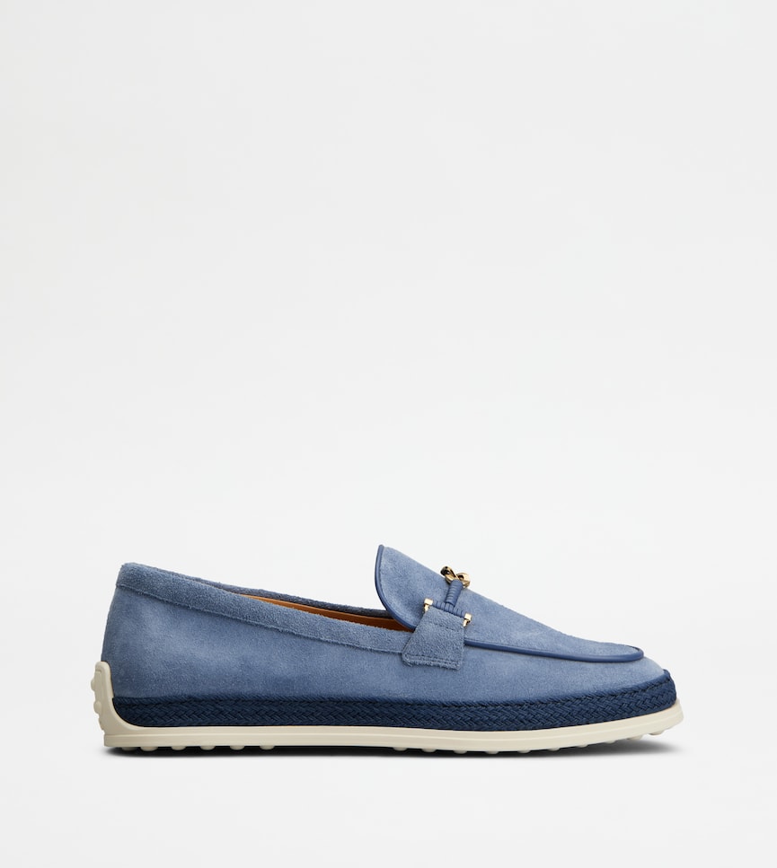 Loafers in Suede - Side view